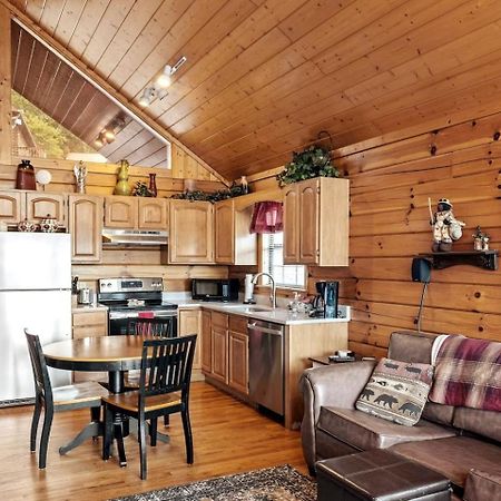 Views I Mins To Dollywood I Hot Tub I Pool Table Villa Sevierville Eksteriør bilde
