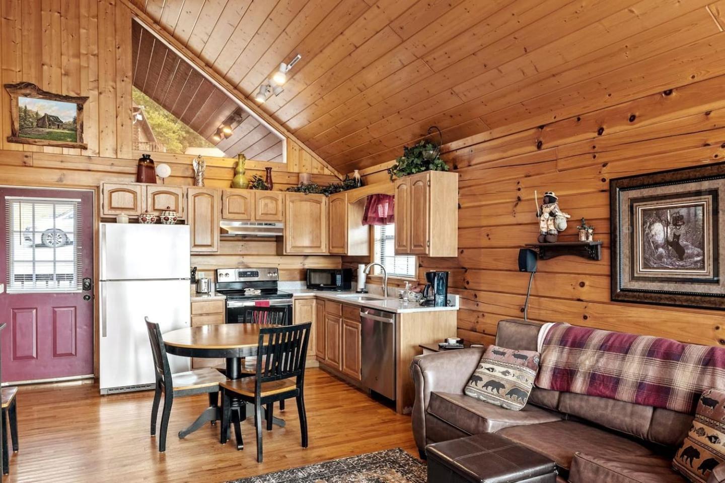 Views I Mins To Dollywood I Hot Tub I Pool Table Villa Sevierville Eksteriør bilde