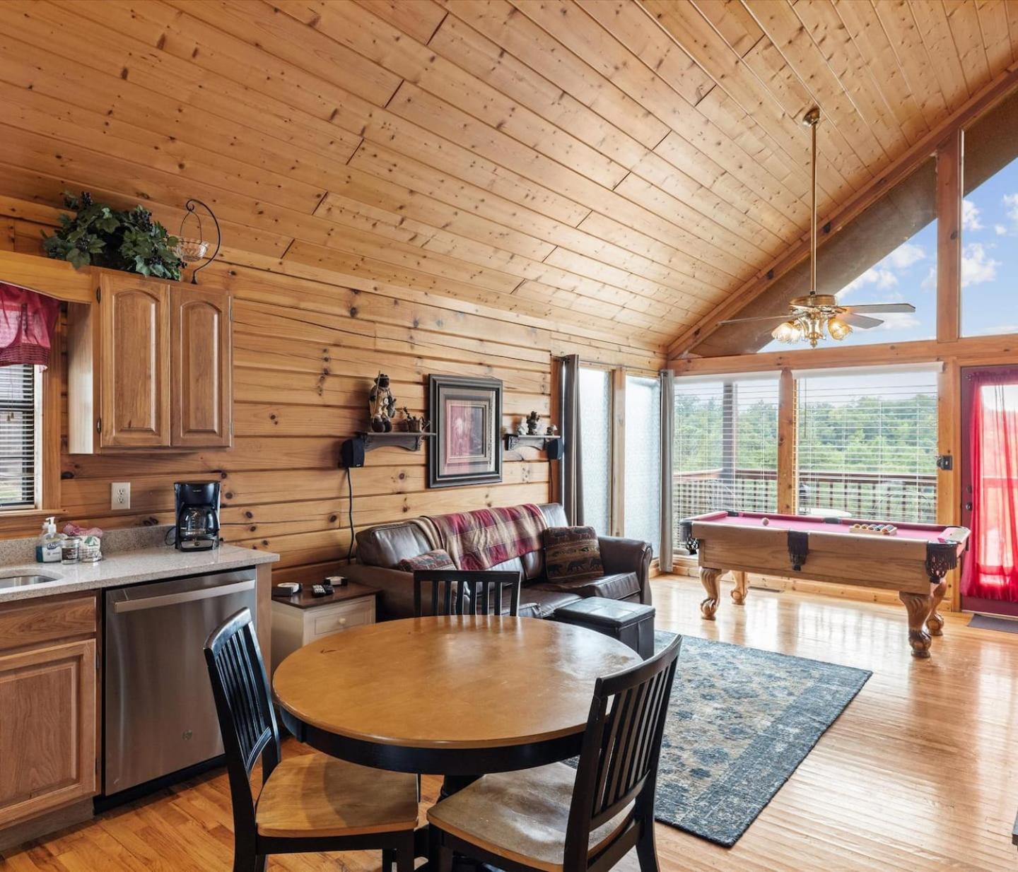 Views I Mins To Dollywood I Hot Tub I Pool Table Villa Sevierville Eksteriør bilde