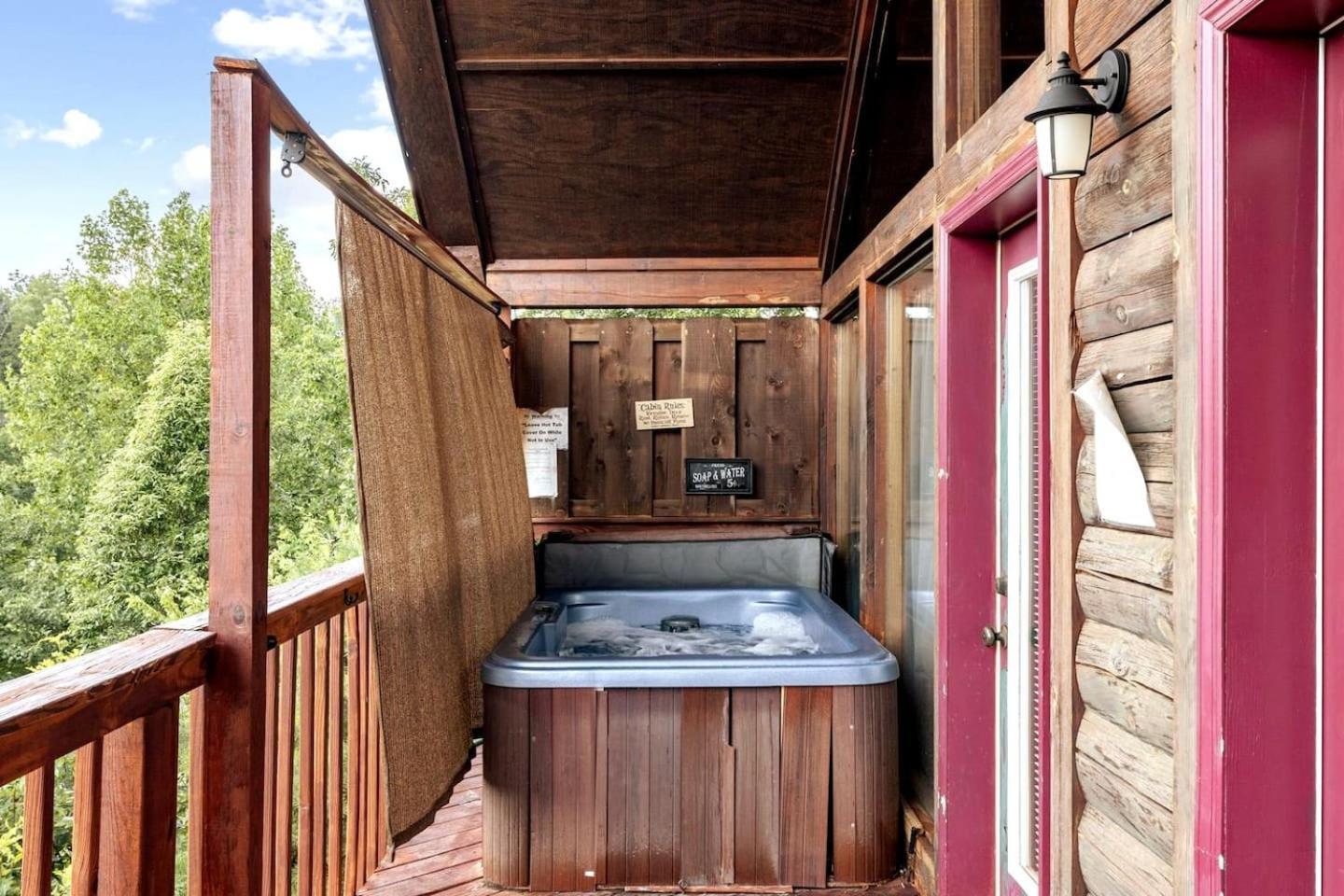 Views I Mins To Dollywood I Hot Tub I Pool Table Villa Sevierville Eksteriør bilde