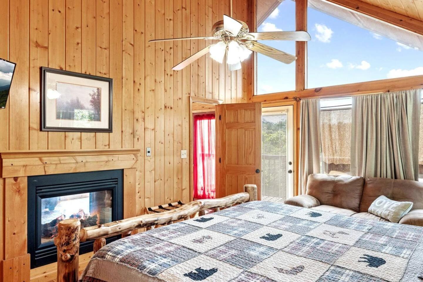 Views I Mins To Dollywood I Hot Tub I Pool Table Villa Sevierville Eksteriør bilde